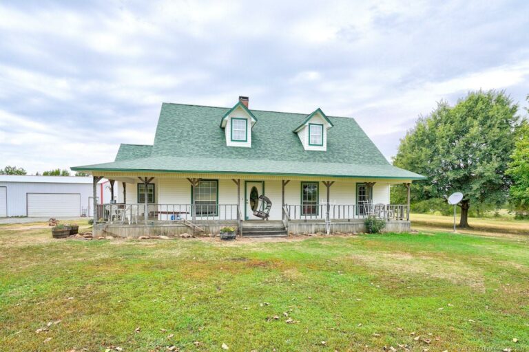 Lake Eufaula Homes for Sale in OK Porches & Pastures